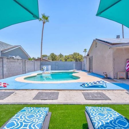 Fab Phx Getaway W/ Pool & Fire Pit Villa Phoenix Eksteriør billede