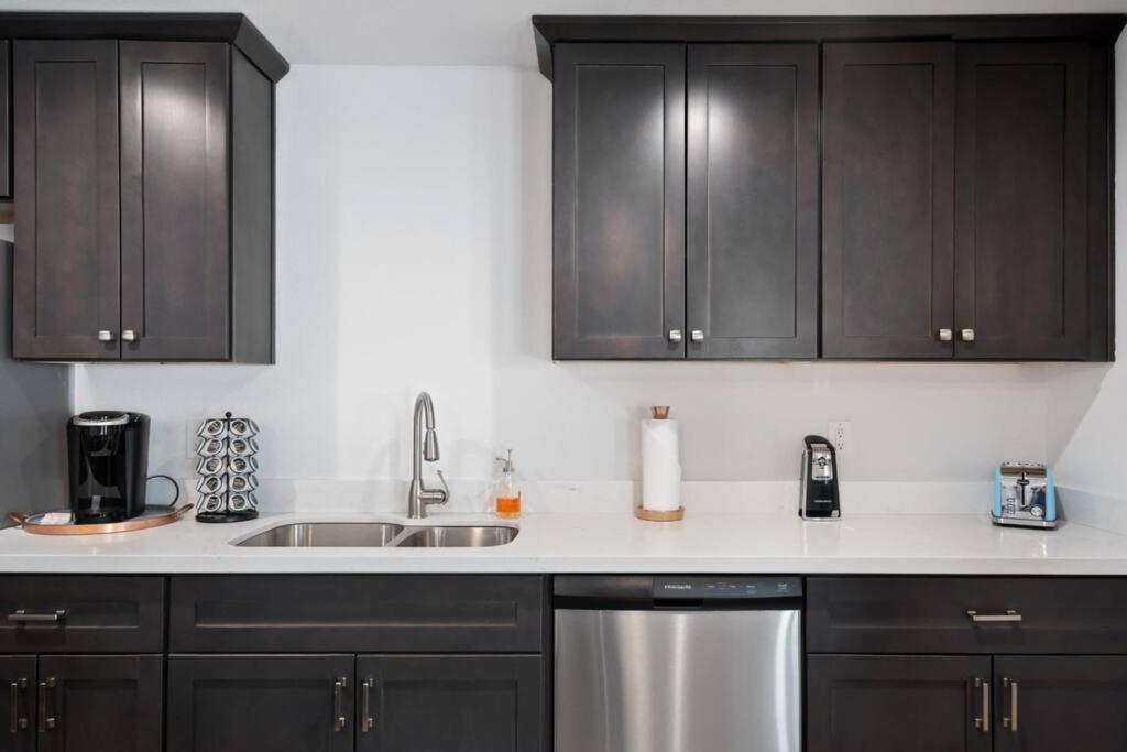 Fab Phx Getaway W/ Pool & Fire Pit Villa Phoenix Eksteriør billede