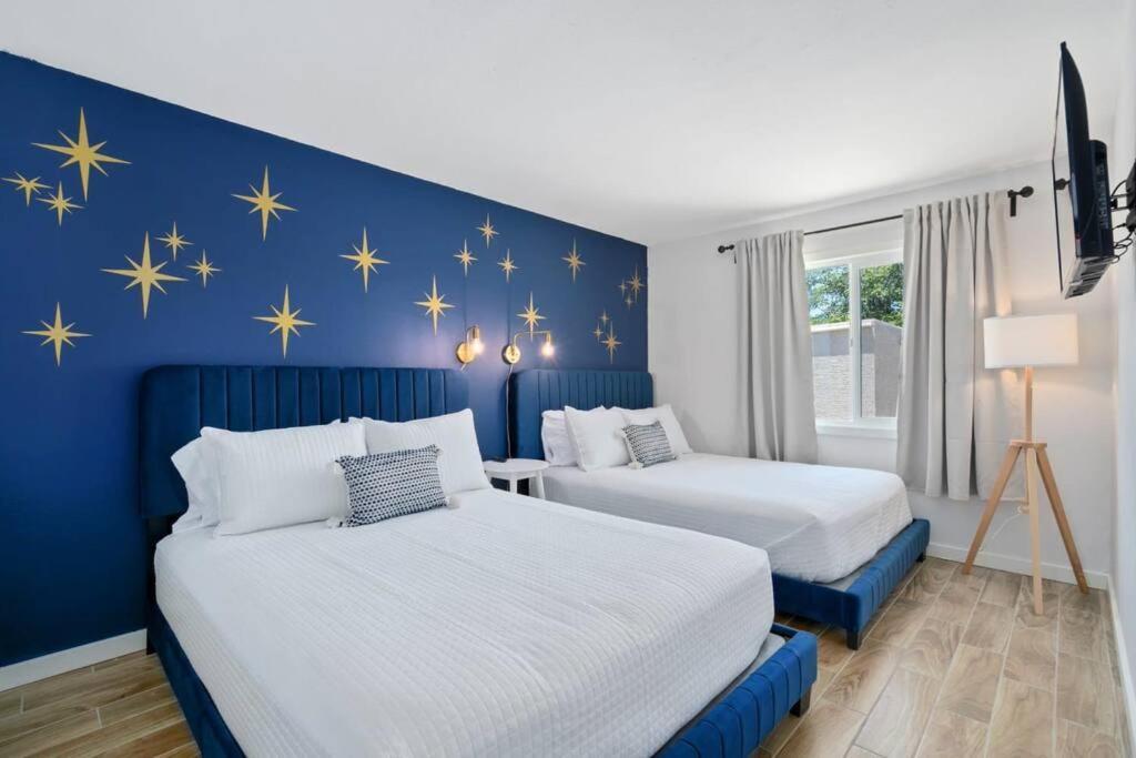 Fab Phx Getaway W/ Pool & Fire Pit Villa Phoenix Eksteriør billede