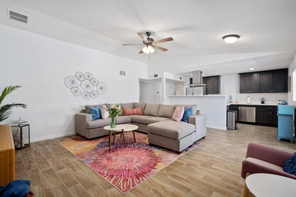 Fab Phx Getaway W/ Pool & Fire Pit Villa Phoenix Eksteriør billede