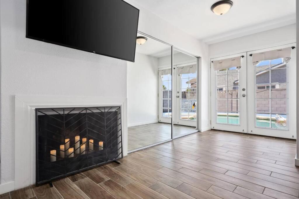 Fab Phx Getaway W/ Pool & Fire Pit Villa Phoenix Eksteriør billede