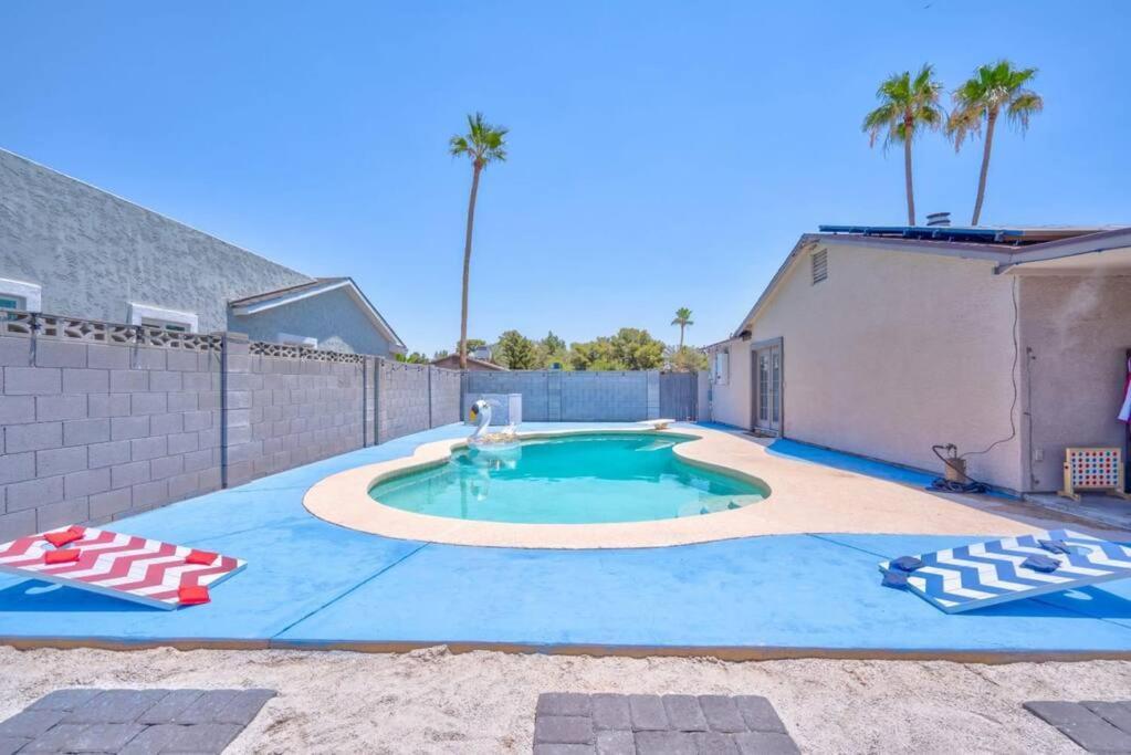 Fab Phx Getaway W/ Pool & Fire Pit Villa Phoenix Eksteriør billede